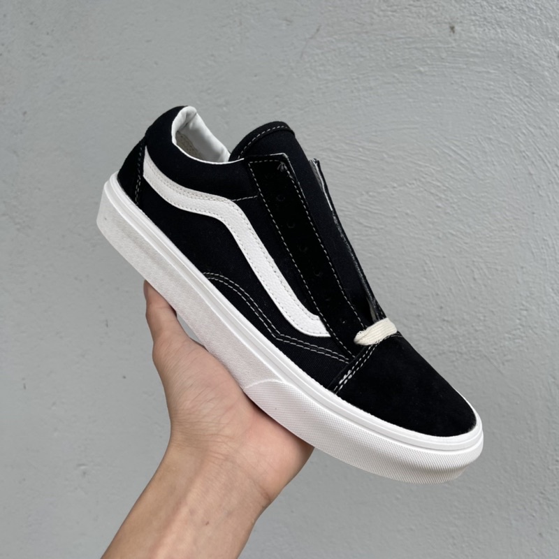 Giày Sneaker Vans Vault kèm phụ kiện