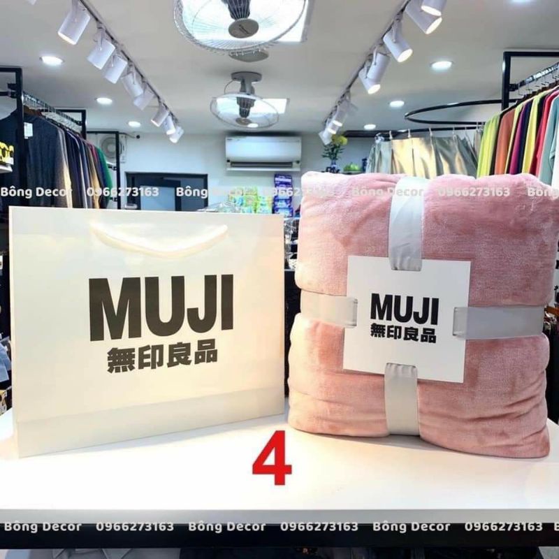 Chăn tuyết nhung MUJI