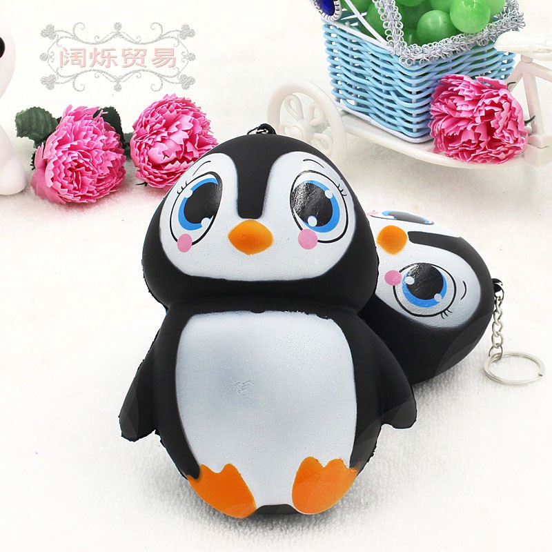 SquiShy chim cánh cụt mập