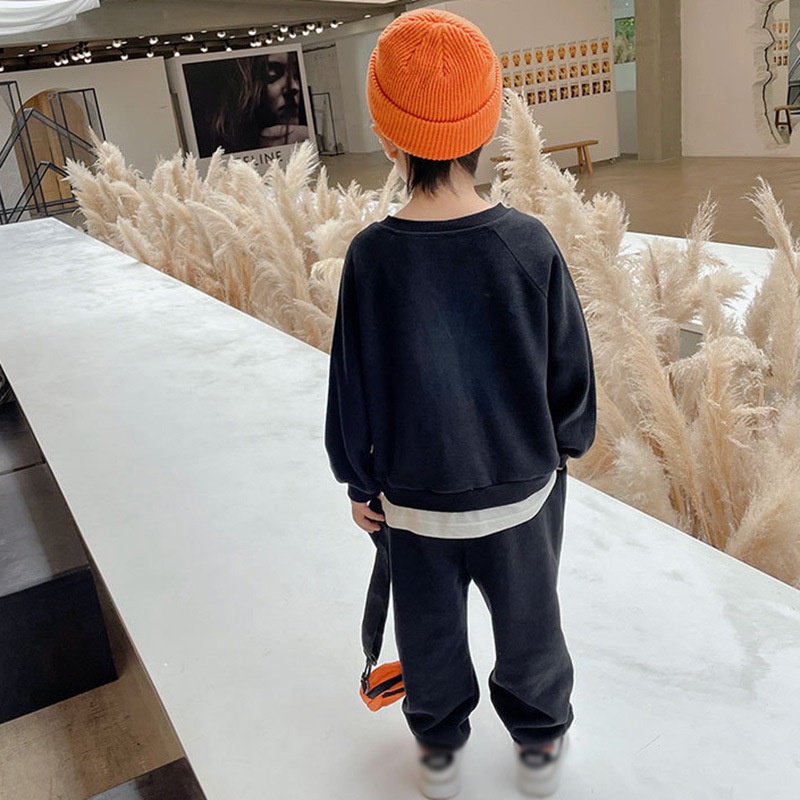 Set quần áo 2 món gồm áo dài tay + quần dài dáng rộng phong cách đường phố cho bé