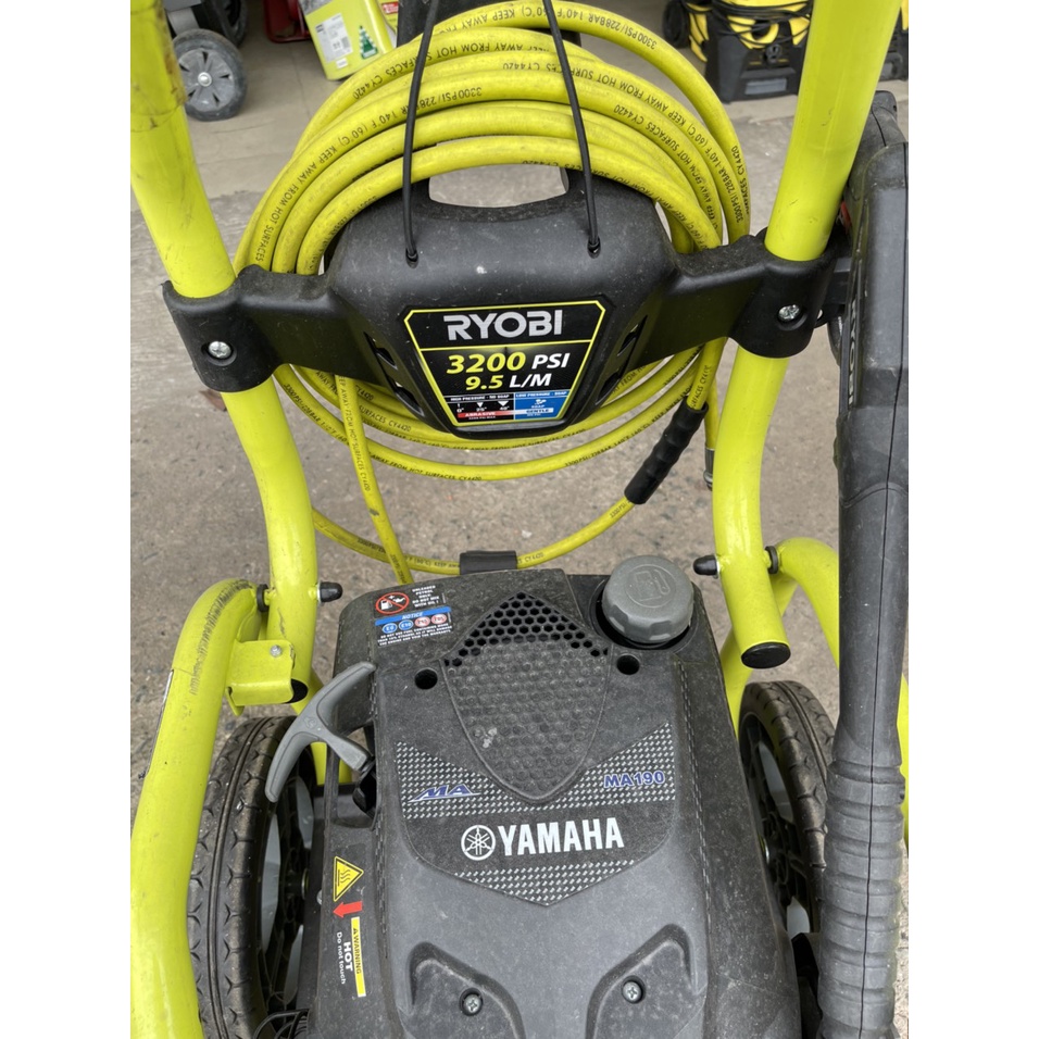 MÁY RỬA XE XĂNG RYOBI 190CC 3200PSI - RPW3200Y