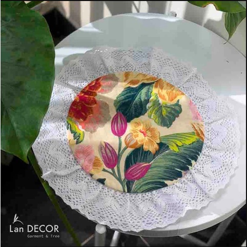 Tấm lót ren Landecor họa tiết hoa sang trọng trang trí bàn ăn, bàn trà