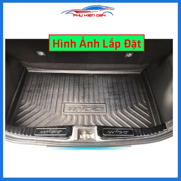 Ốp chống trầy cốp Toyota Wigo vân Titan bảo vệ xe