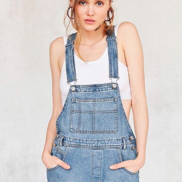 Quần Sooc yếm Bò rách - Q25