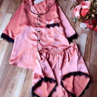 Đồ bộ satin lụa đùi