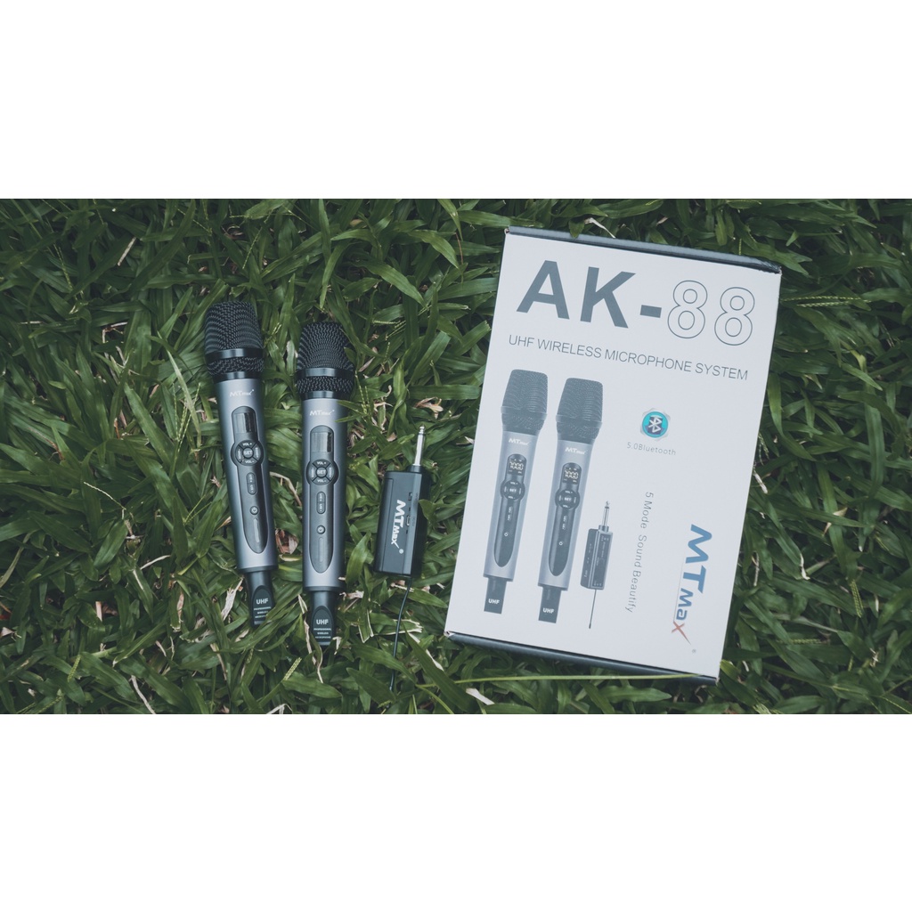 Siêu phẩm Micro không dây karaoke AK-88 bắt tiếng cực nhạy tích hợp sẵn echo vang hiết kế tỉ mỉ,hợp kim nhôm