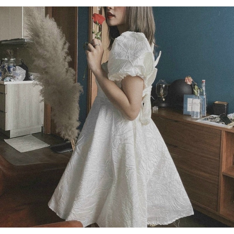 ĐẦM BBD GẤM HOA TAY BỒNG NƠ LƯNG CUT OUT