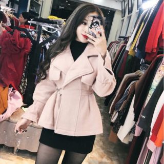 Khoác dạ bánh bèo