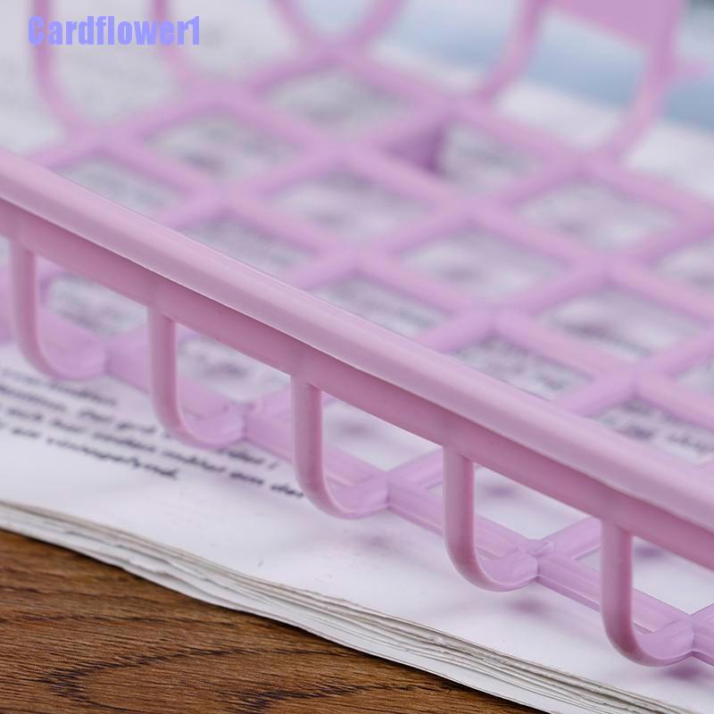 Giá Đựng Xà Phòng / Miếng Rửa Chén Hình Tam Giác Có Hai Giác Hút Tiện Dụng Cho Nhà Bếp