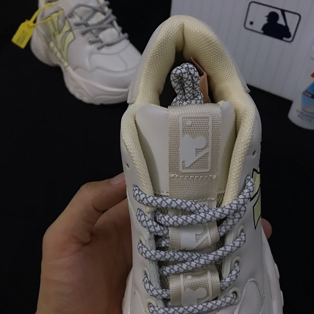 Tặng Hộp &amp; Lọ vệ sinh giày - Giày thể thao sneaker nam nữ MLB NY vàng, size 36-43.    .