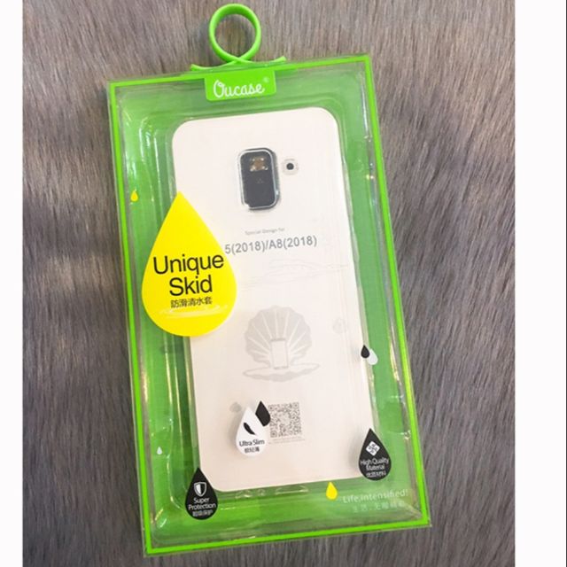 Ốp lưng samsung A8 2018 dẻo trong suốt Ou Case vu Case chính hãng