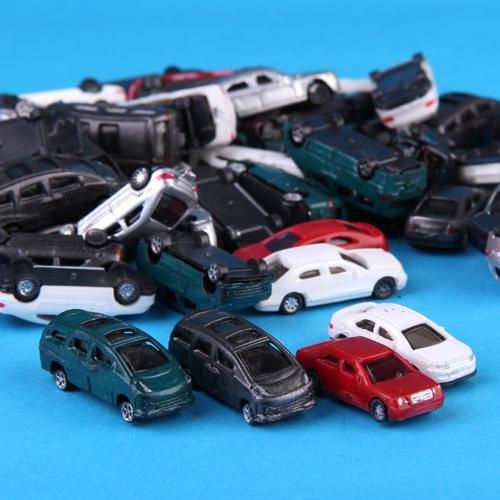 Bộ 50 Mô Hình Xe Lửa Tỉ Lệ 1 / 150 Chất Lượng Cao