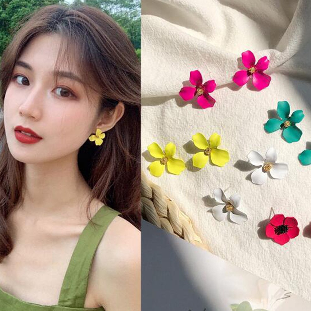 Khuyên Tai Hình Cánh Hoa Phong Cách Boho