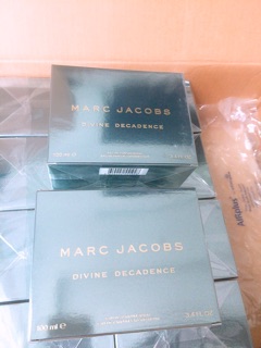 Nước hoa Marc Jacobs Divine Decadence EDP 100ml