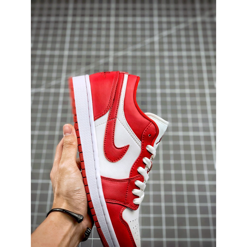 [Mã FAGREEN245 giảm 10% tối đa 30k đơn từ 99k] Giày Thể Thao Nam Nữ JORDANN LOW GYM RED WHITE | BigBuy360 - bigbuy360.vn