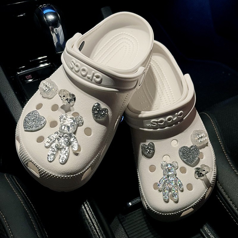 Gấu sáng bóng phụ kiện dép Crocs charm DIY khóa giày crocs jibbitz Nhựa trang sức Phụ kiện trang trí giày crocs nút trang trí giày trẻ em Dép Sandal Đồ trang sức Quà tặng sáng tạo món quà đặc biệt