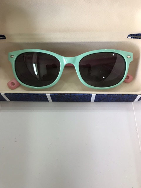 Kính trẻ em gọng rẻo | BigBuy360 - bigbuy360.vn