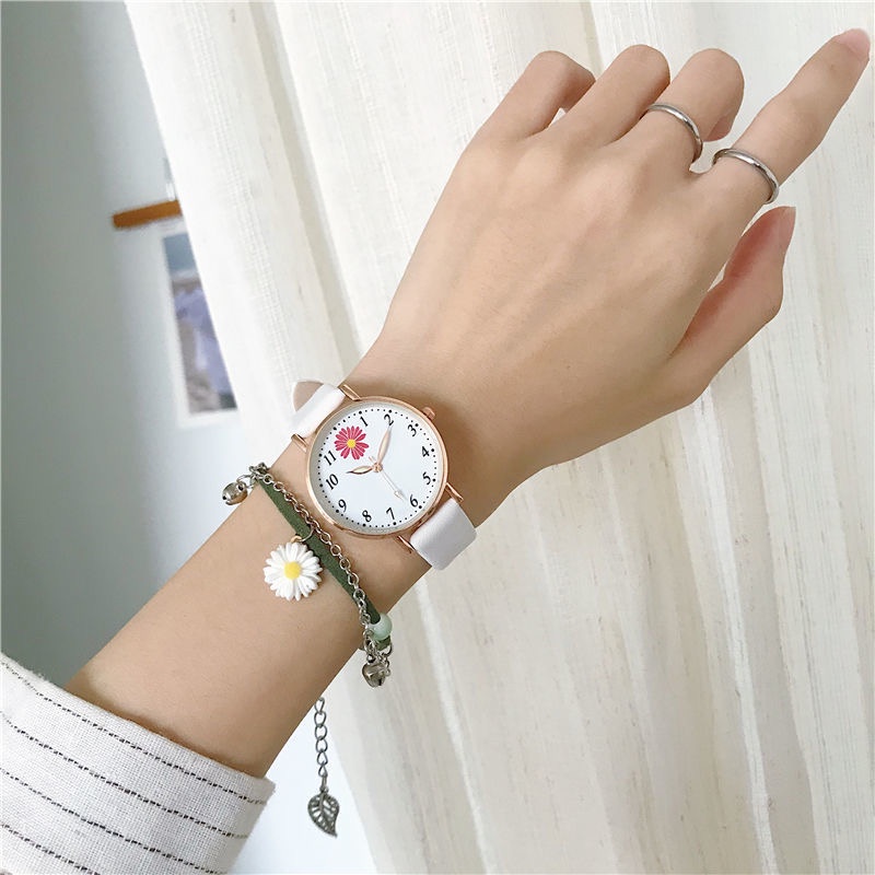 Đồng Hồ Đeo Tay Họa Tiết Hoa Cúc Xinh Xắn Dành Cho Nữ
