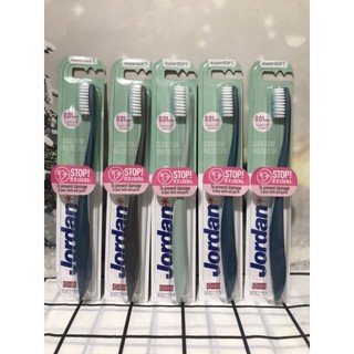 [Mua 1 tặng 1] Bàn chải đánh răng Jordan Click Gum Protector