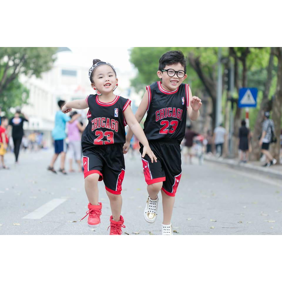 Bộ bóng rổ cho bé