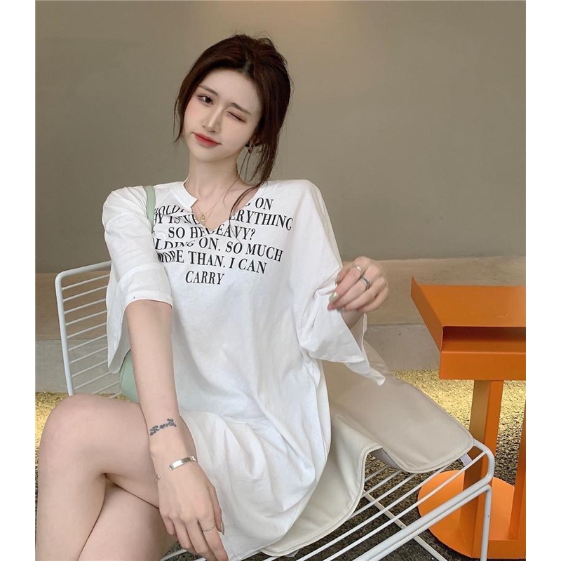 Áo thun COZOKC tay ngắn cổ chữ V in chữ thời trang