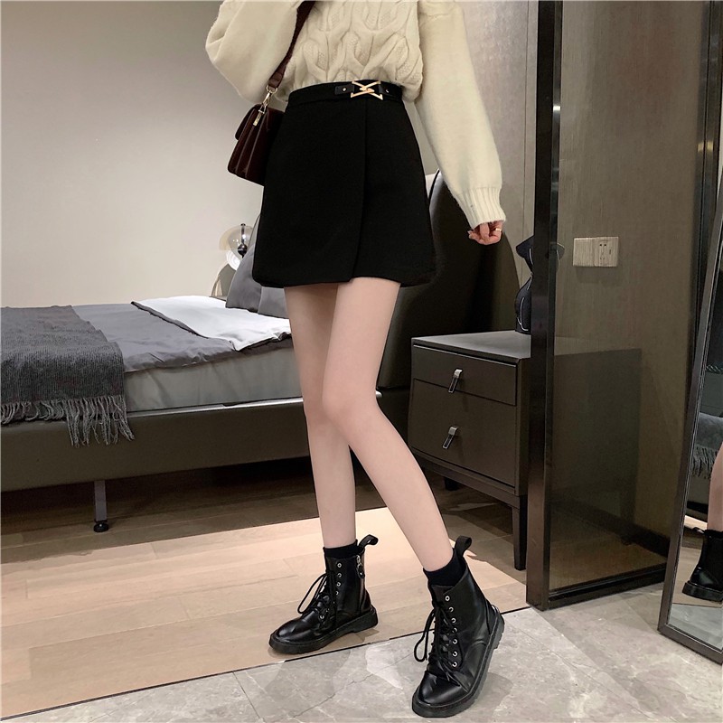 Chân váy chữ A ngắn lưng cao phong cách trẻ trung | BigBuy360 - bigbuy360.vn