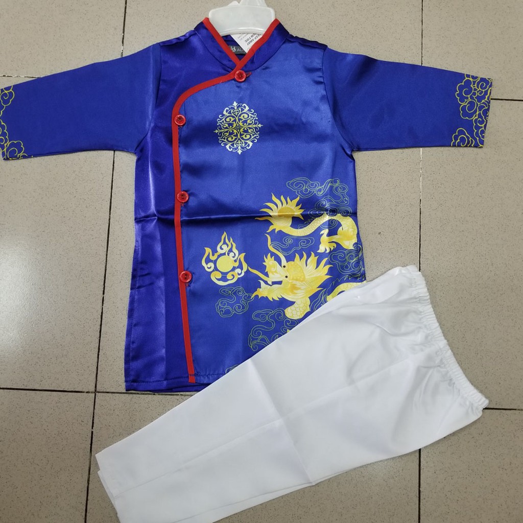Bộ áo dài phi quần vải in rồng cho bé trai diện tết