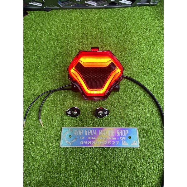 Đèn hậu tst ex 150