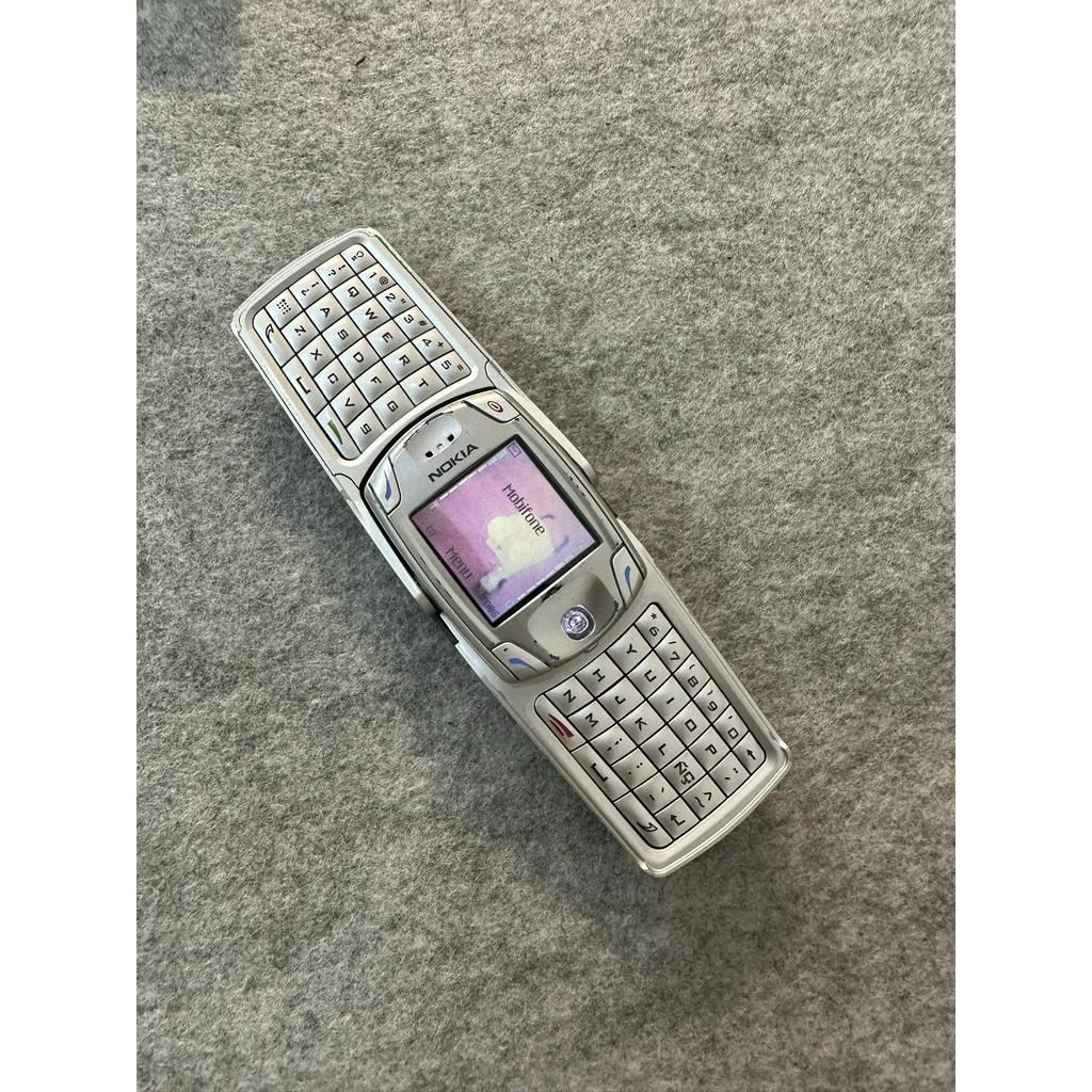 Điện thoại Nokia 6820-6822 Chính hãng