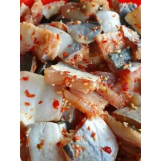 Cá dứa ướp tỏi ớt khay 500gr