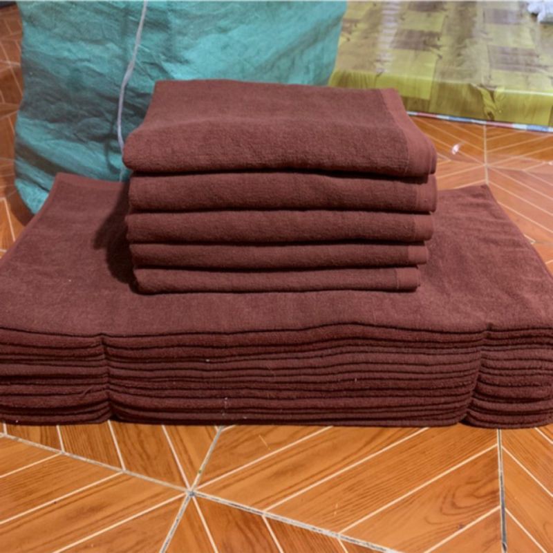 KHĂN TẮM COTTON MÀU NÂU  SỢI BÔNG DÀY HÚT NƯỚC TỐT, KHÔNG XÙ LÔNG RA MÀU
