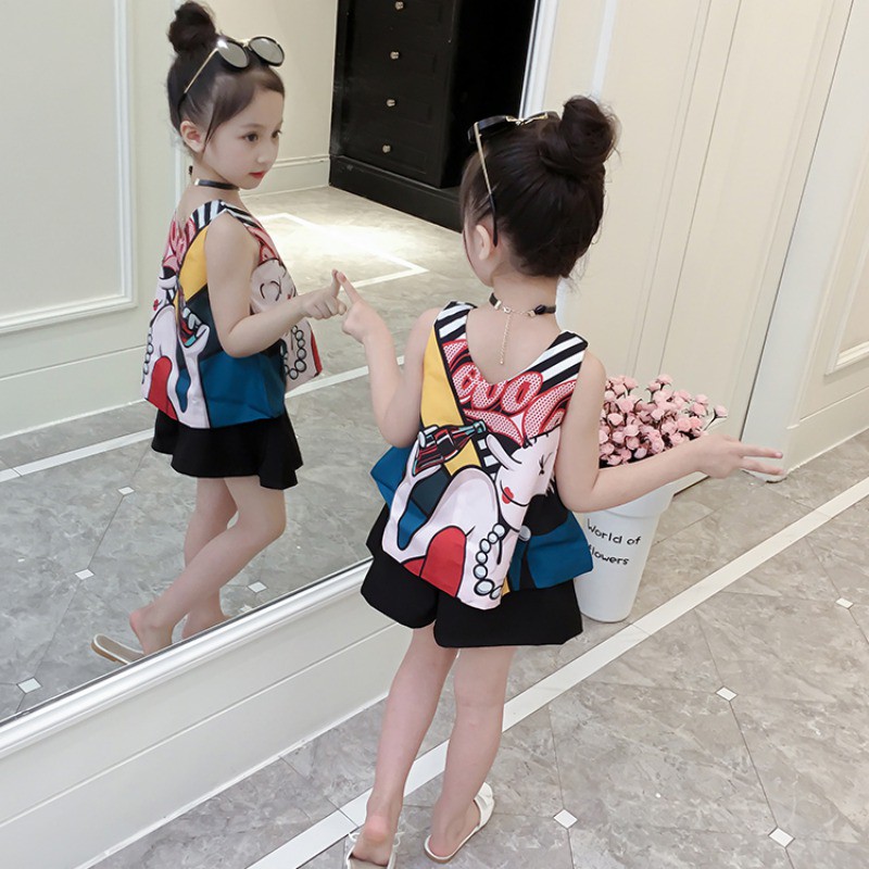 Bộ áo chiffon cộc tay cổ tròn in họa tiết kèm quần ngắn cho bé gái