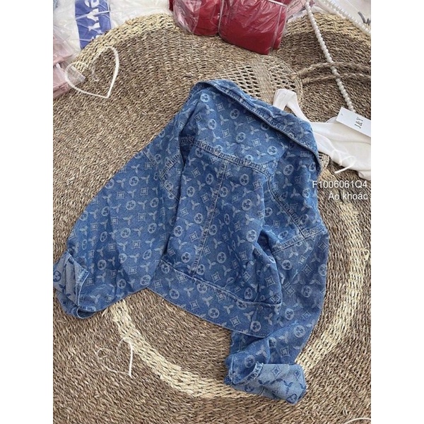Áo khoát jeans dệt túi hộp