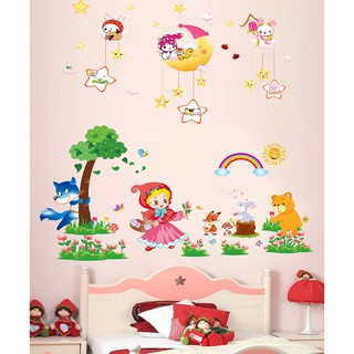 Decal dán tường Cô bé quàng khăn đỏ và thỏ trăng