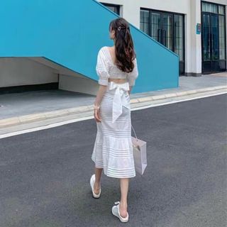 Set váy trắng đuôi cá