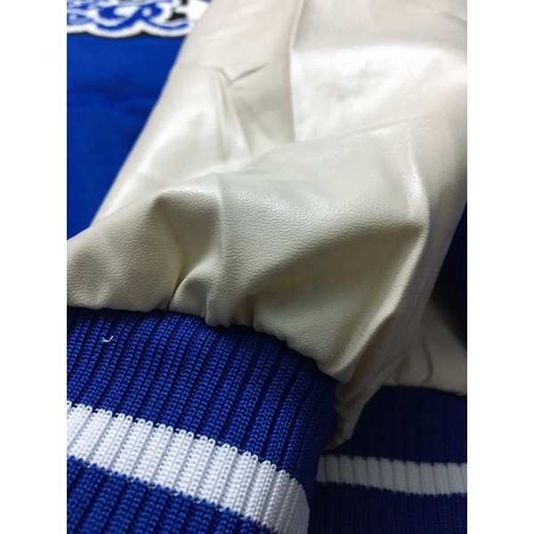 Áo Varsity Jacket Dont Cower siêu hottt