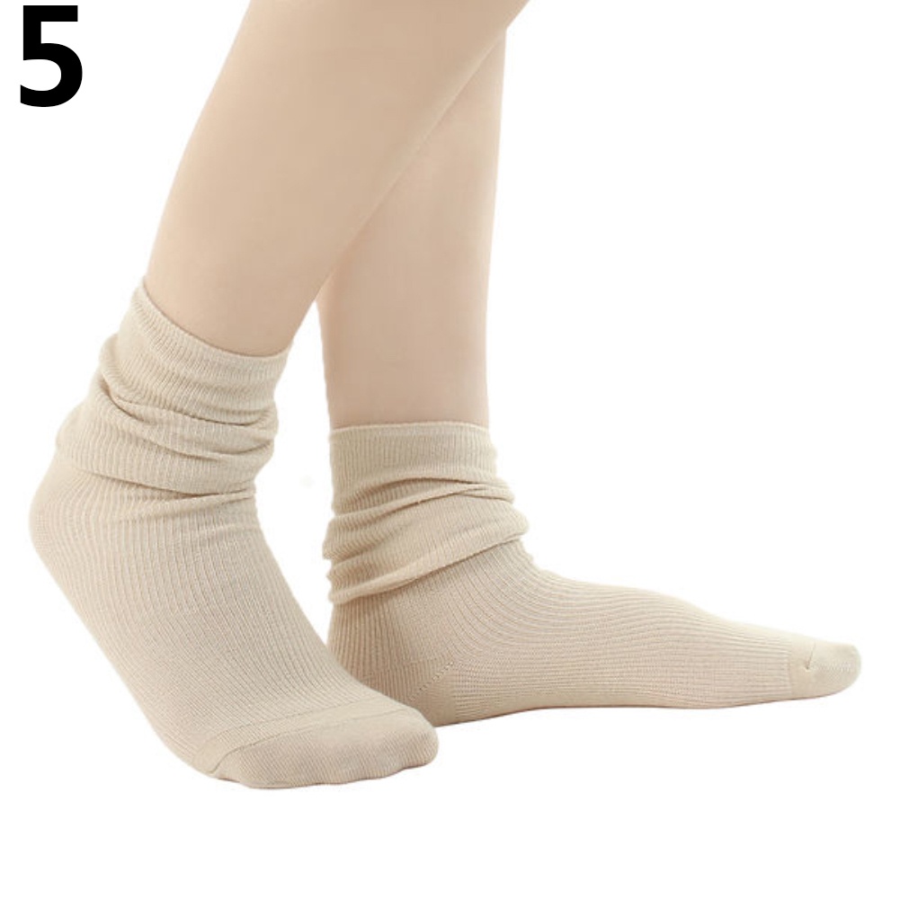 Vớ cotton kiểu dáng đơn giản tiện dụng dành cho nữ