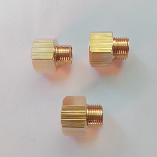 Lơ nối ren ngoài 17mm ren trong 21mm đồng thau