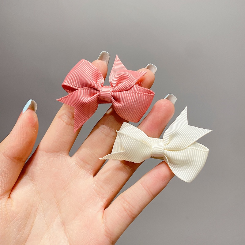 Kẹp tóc nơ thời trang phong cách Hàn Quốc cho bé.