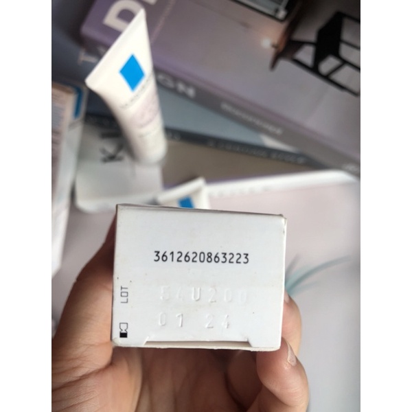Kem dưỡng giảm mụn đầu đen - mụn cám - ngừa thâm La Roche Posay Effaclar K+