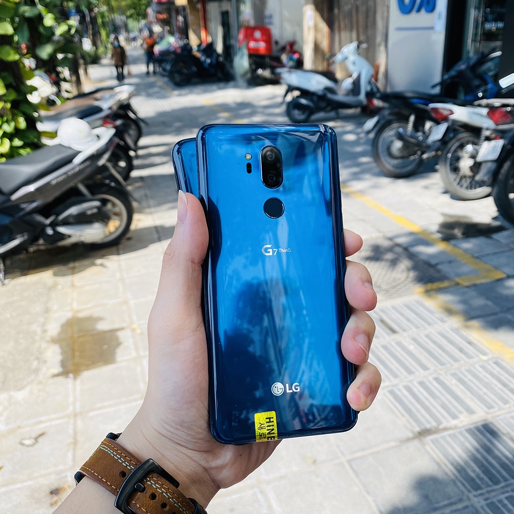 Điện thoại LG G7 ThinQ  chip Snapdragon 845, dùng 1 sim, hai màu xanh và đỏ - Bảo hành 6 tháng lỗi 1 đổi 1