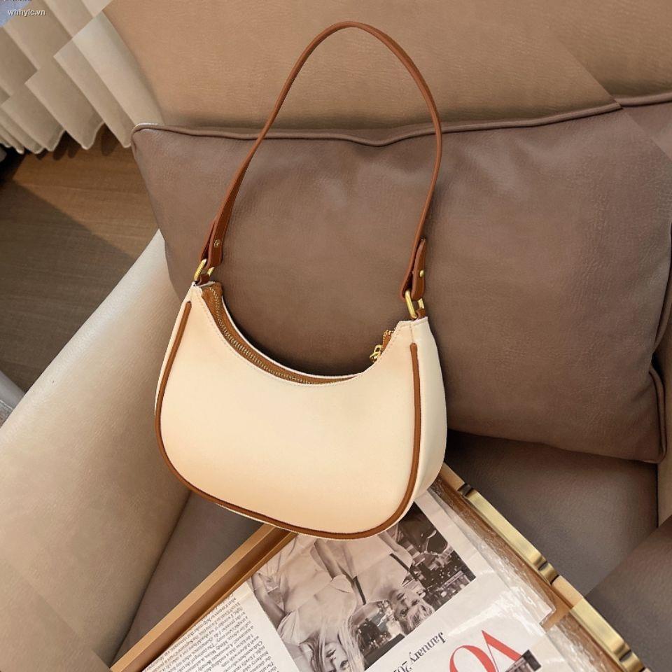 ♦Small C underarm bag female 2021 new fashion explosive style wild French niche high-end sense of western style shoulder bag tide K [Send on June 15]