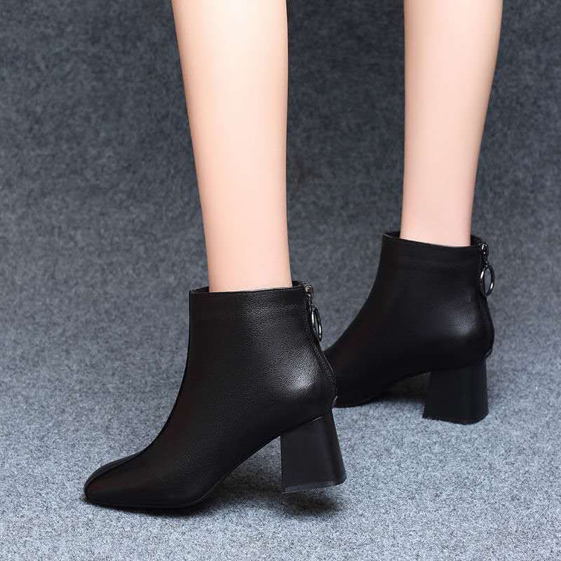 Giày Bốt Da Mềm Gót Vuông Thời Trang Cho Nữ 2020