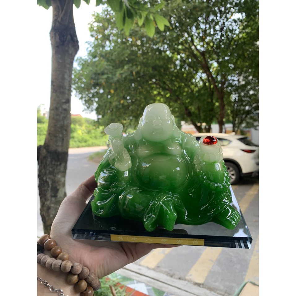 Trang trí taplo ô tô - Tượng phật di lặc ngồi chữ phúc và cầm gậy như ý đặt nội thất ô tô mang lại may mắn cho chủ xe