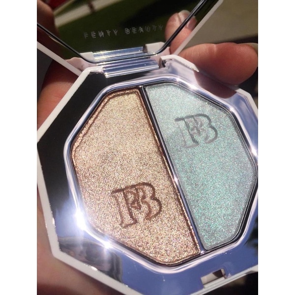 phấn bắt sáng Fenty Beauty màu Sand Castle và Mint’D Mojito