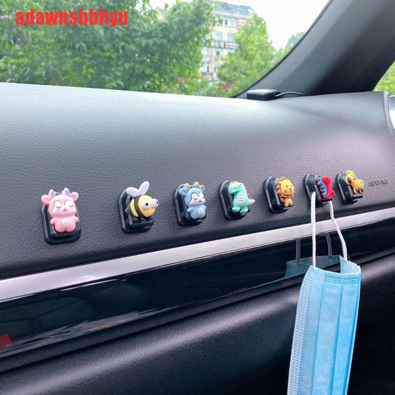 Móc Treo Chìa Khóa / Dây Cáp USB / Tai Nghe Tiện Dụng Cho Xe Hơi