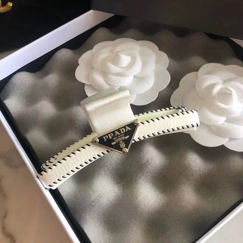 Kẹp tóc hãng prada, cài tóc prada nữ cao cấp, phụ kiện tóc thời trang Hari korea accessories