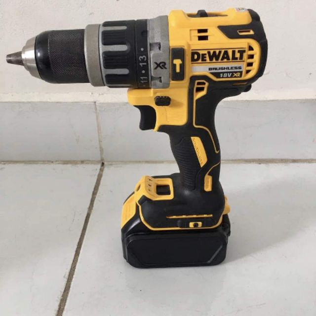 6789 máy khoan 3 chức năng Dewalt 18v 796