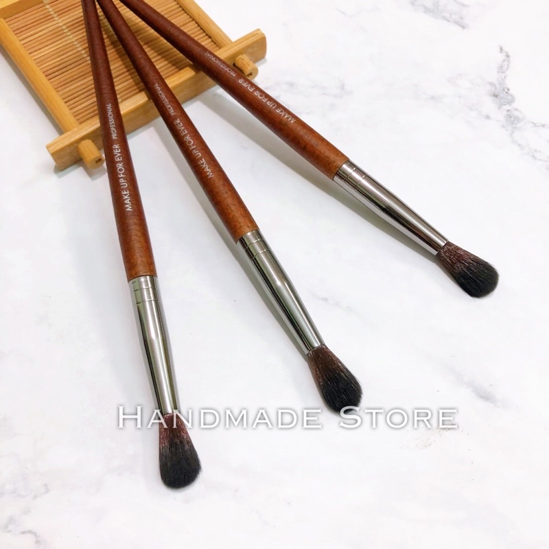 Chổi đầu tròn
