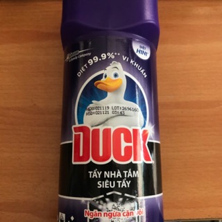 Nước Tẩy Nhà Vệ Sinh Duck Hồng/Tím chai 900ml